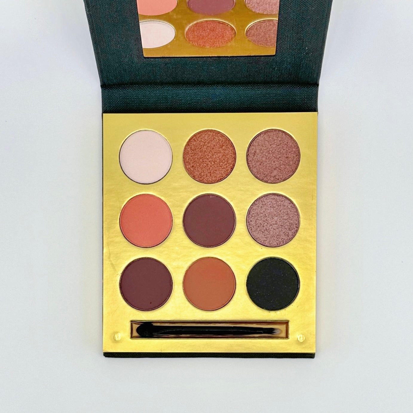 Bedenno 9 colors Shades Eyeshadow Palette